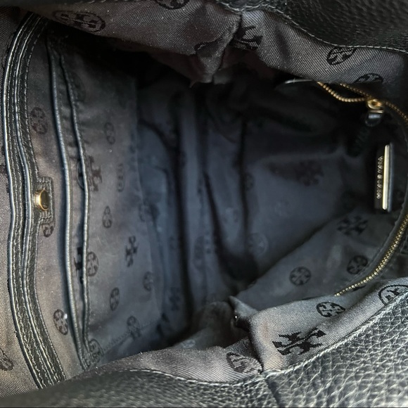 Tory Burch Expandable Black Leather Shoulder Bag! Excellent Condition! - Picture 11 of 13